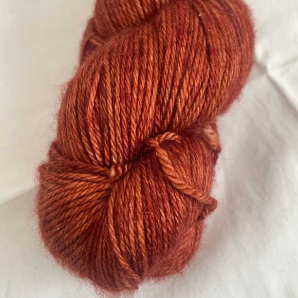 Skein NWT Fingering Weight Yarn - Picture 2 of 6